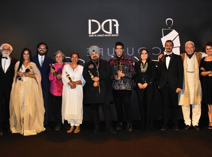 Fashion Design Council honors Couturiers at Hall of Fame event